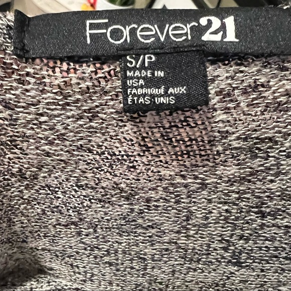 Forever 21 Taupe Black Knit Sweater with Cut Outs along Sleeve - Picture 3 of 3